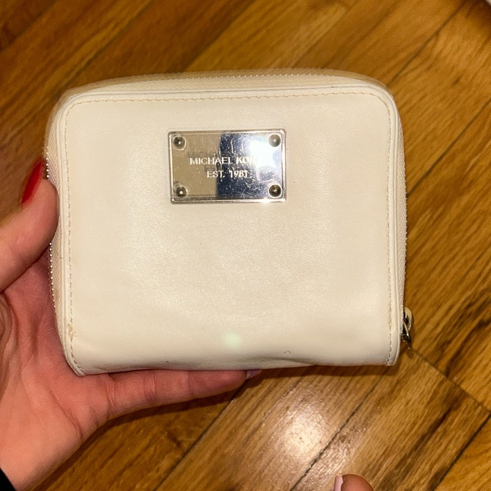 MK wallet